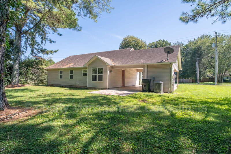 107 Ann Bradley Dr – photo 5