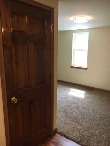 208 1/2 W Washington St – photo 3
