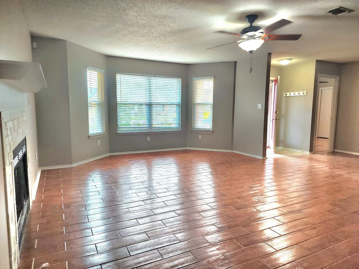 Charming Rental with Extra Parking – Must-See! – photo 3