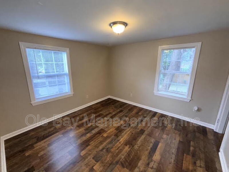 109 South Carlen Street – photo 4