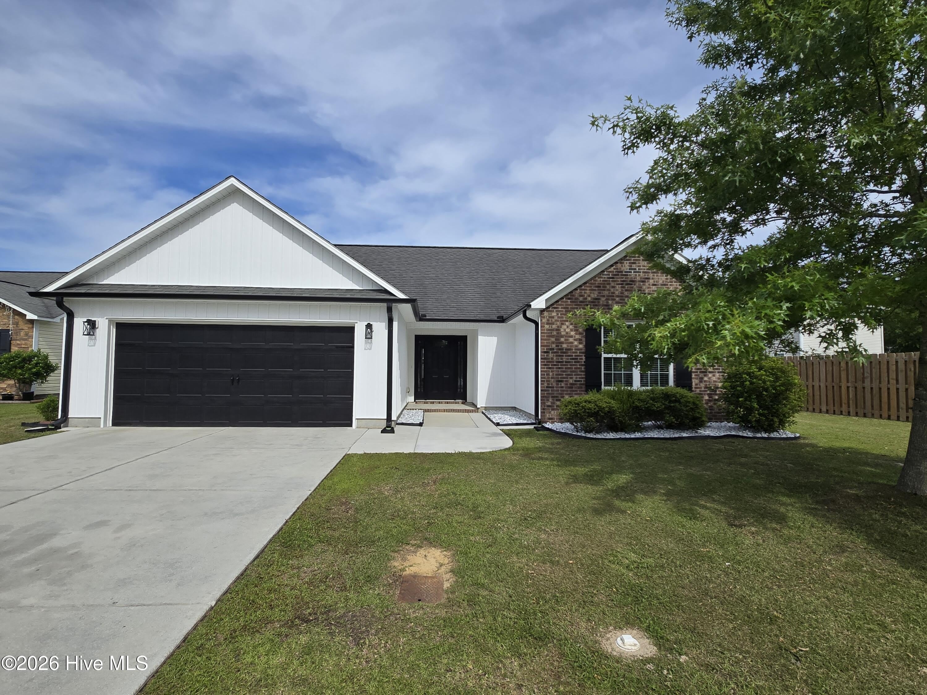 302 Kingston Road – photo 2