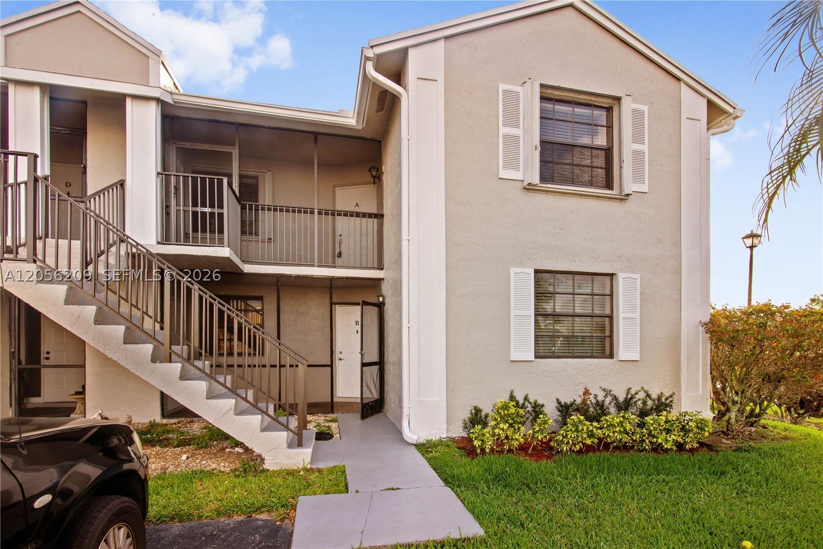 1197 Washington Cir – photo 1