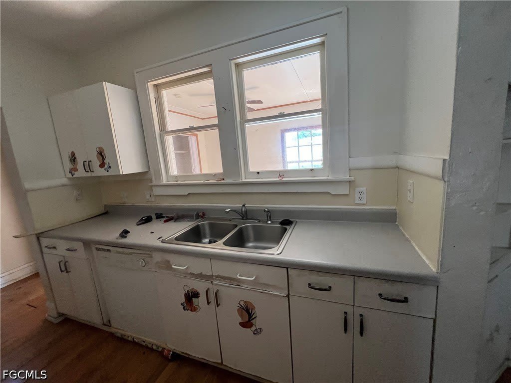 3835 Lake Street – photo 5