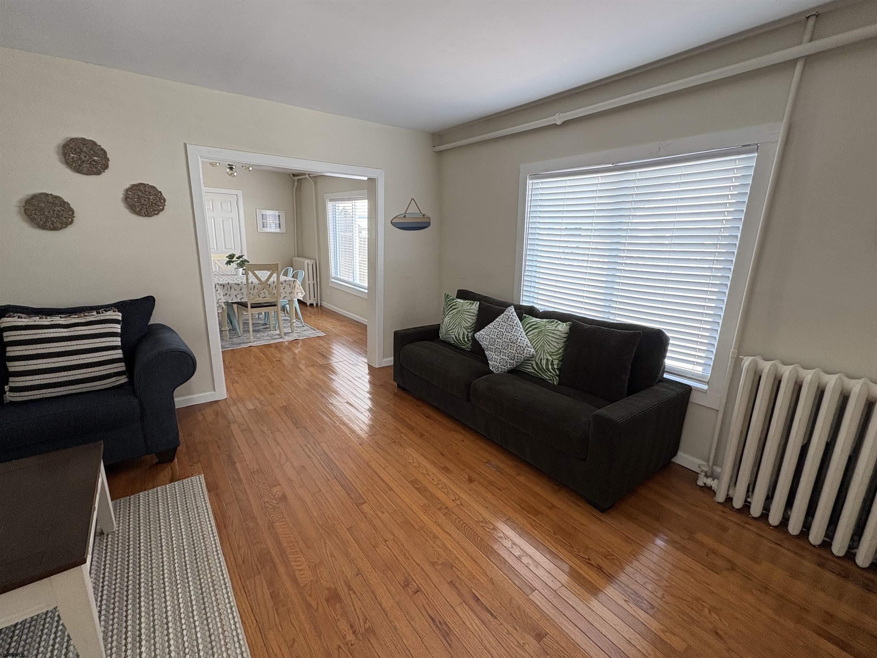 201 N Portland Ave – photo 3