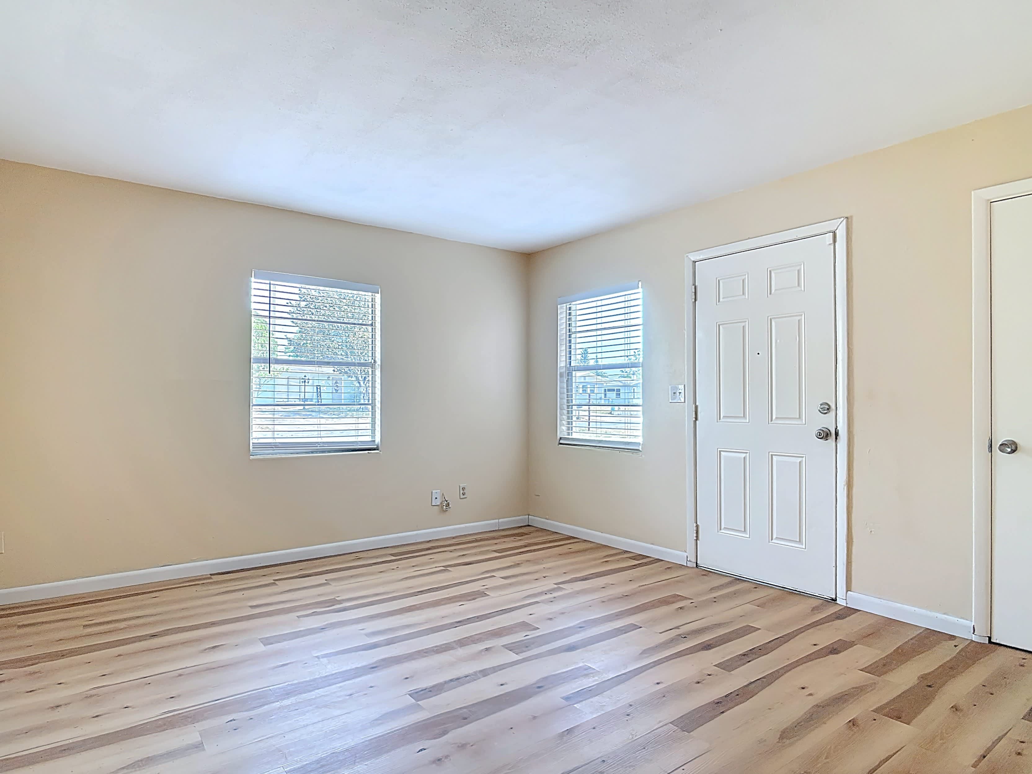 1590 Hilldale Road – photo 3