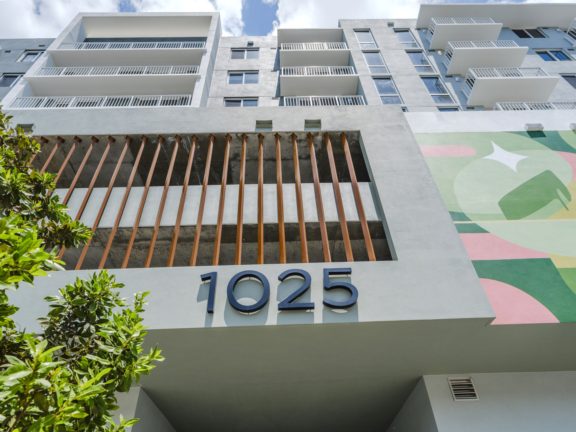 1025 Metro – photo 5
