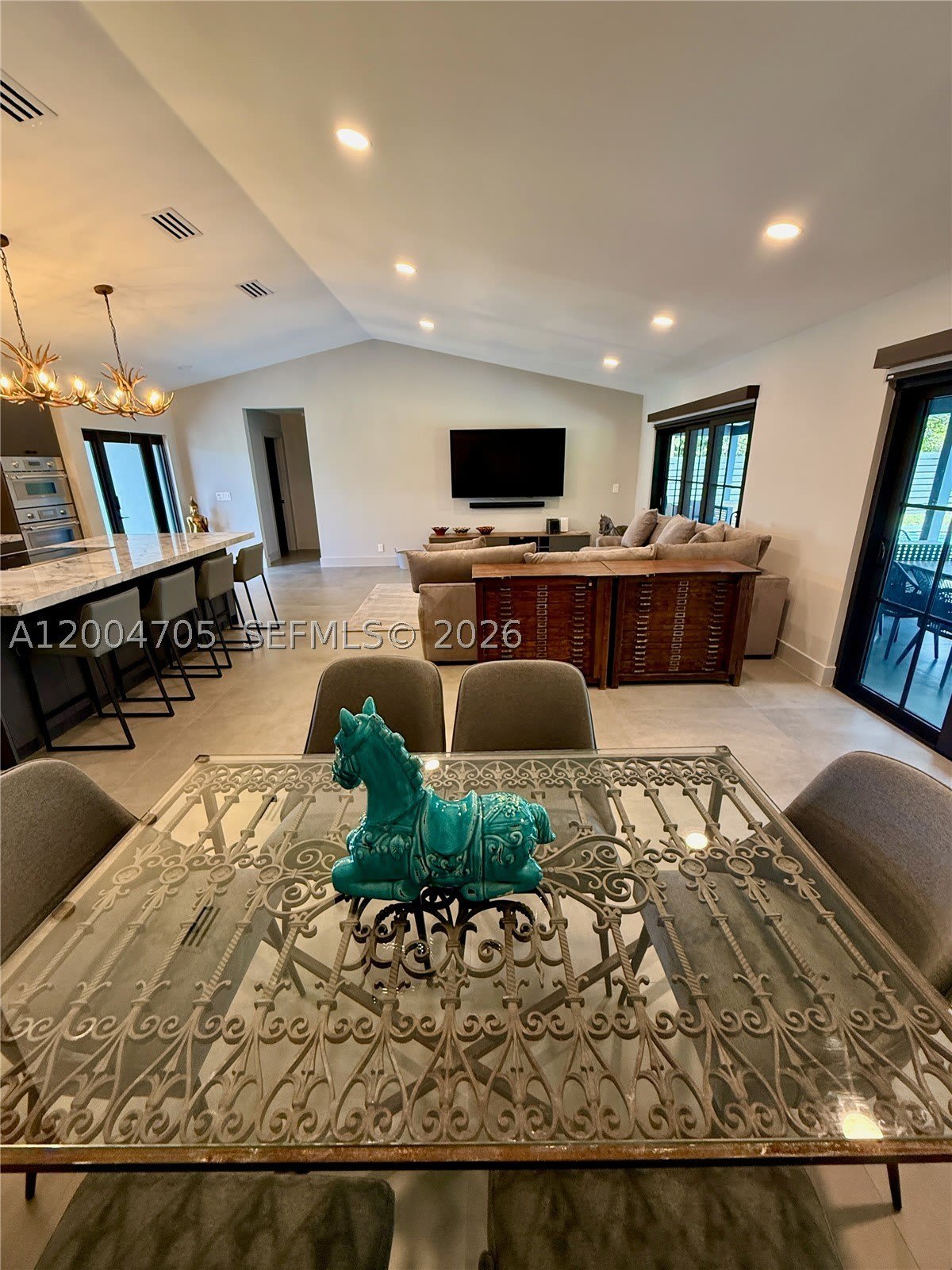 1304 Stratford St – photo 5