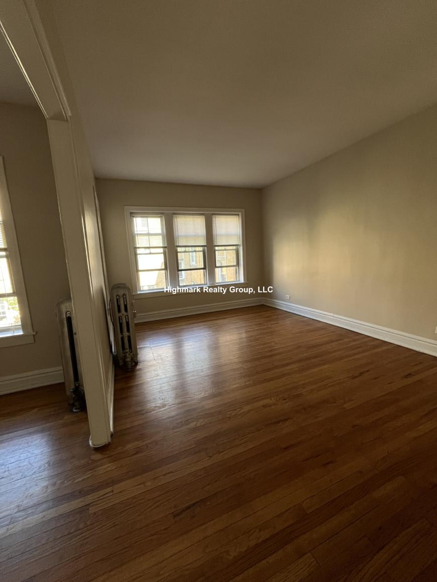 912 Reba Pl. – photo 3
