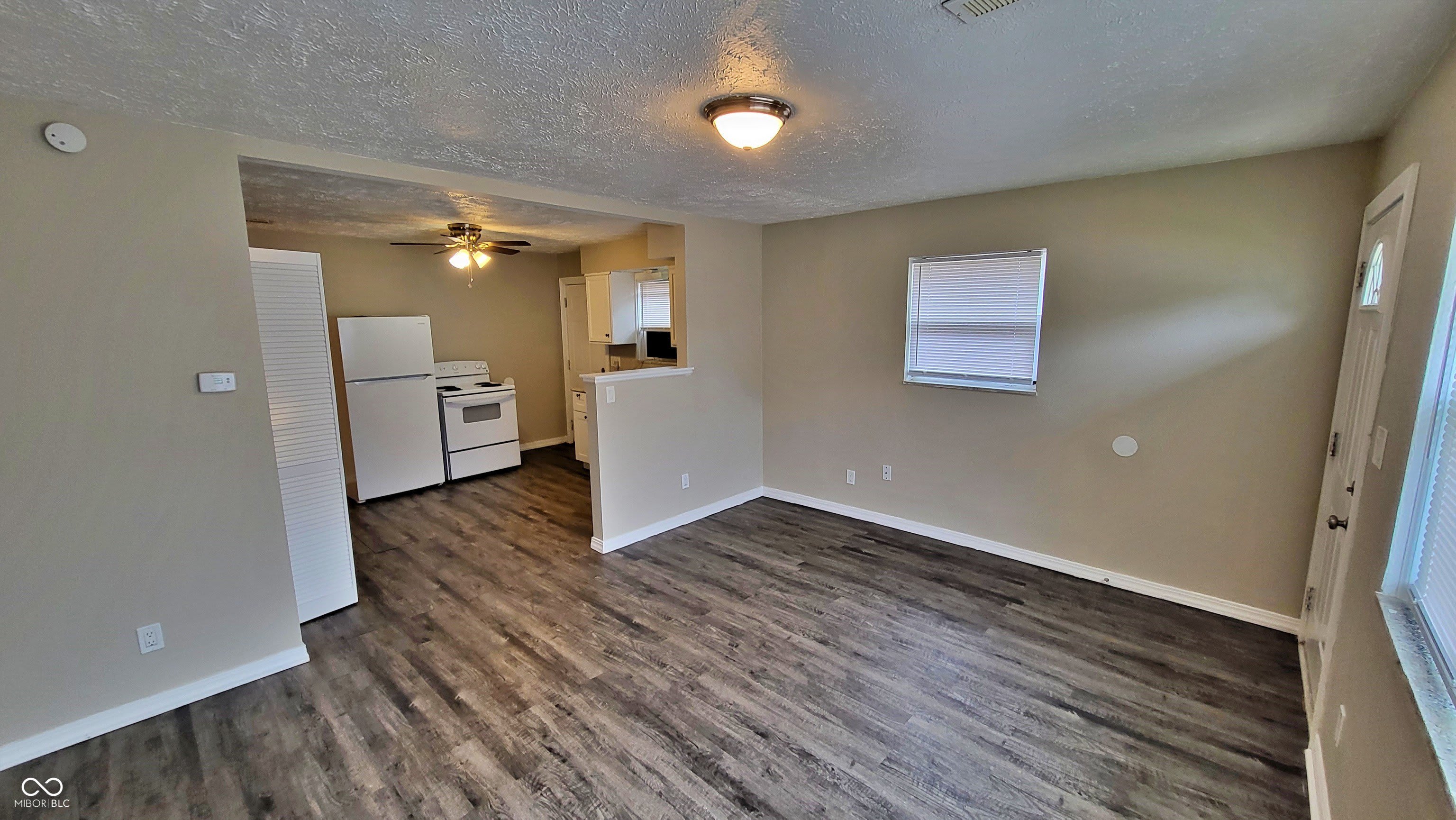 621 N Oxford Street – photo 5