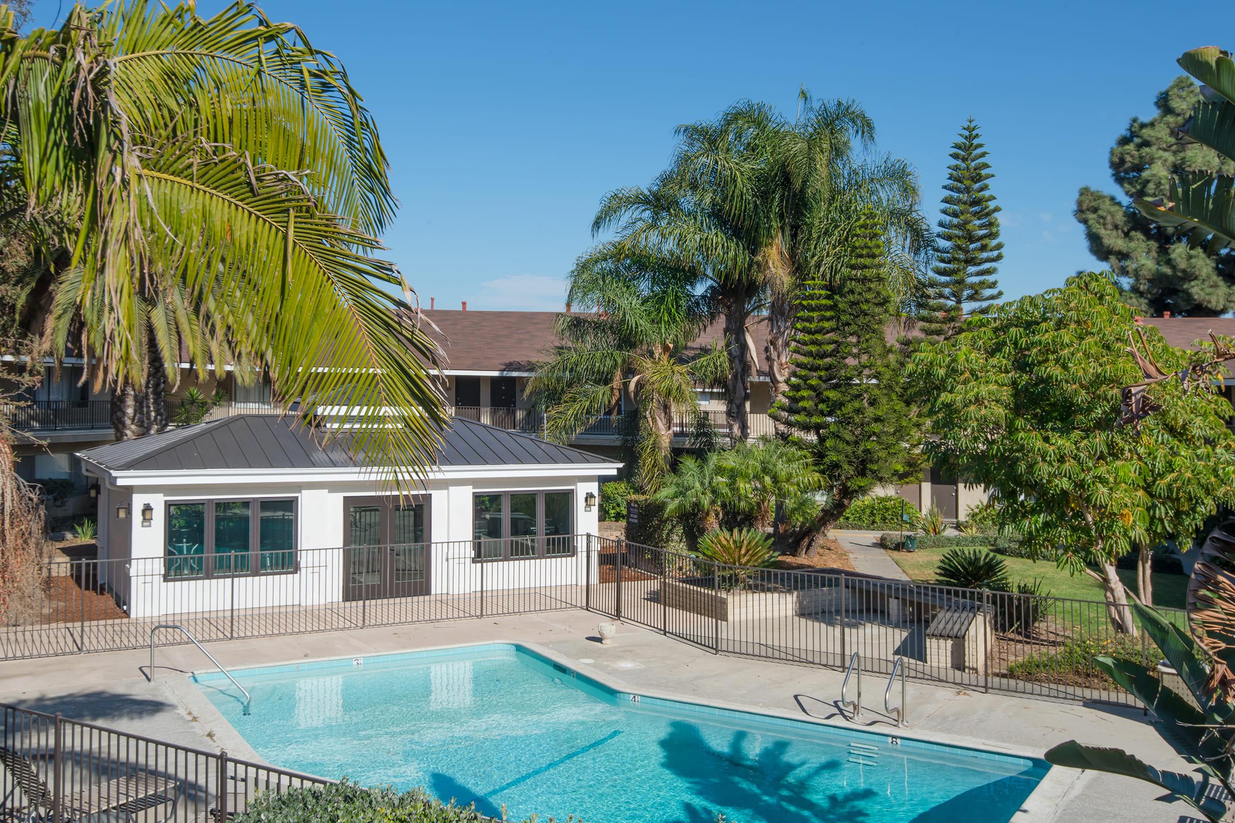 Ventura Beach Luxury Apartments – photo 3