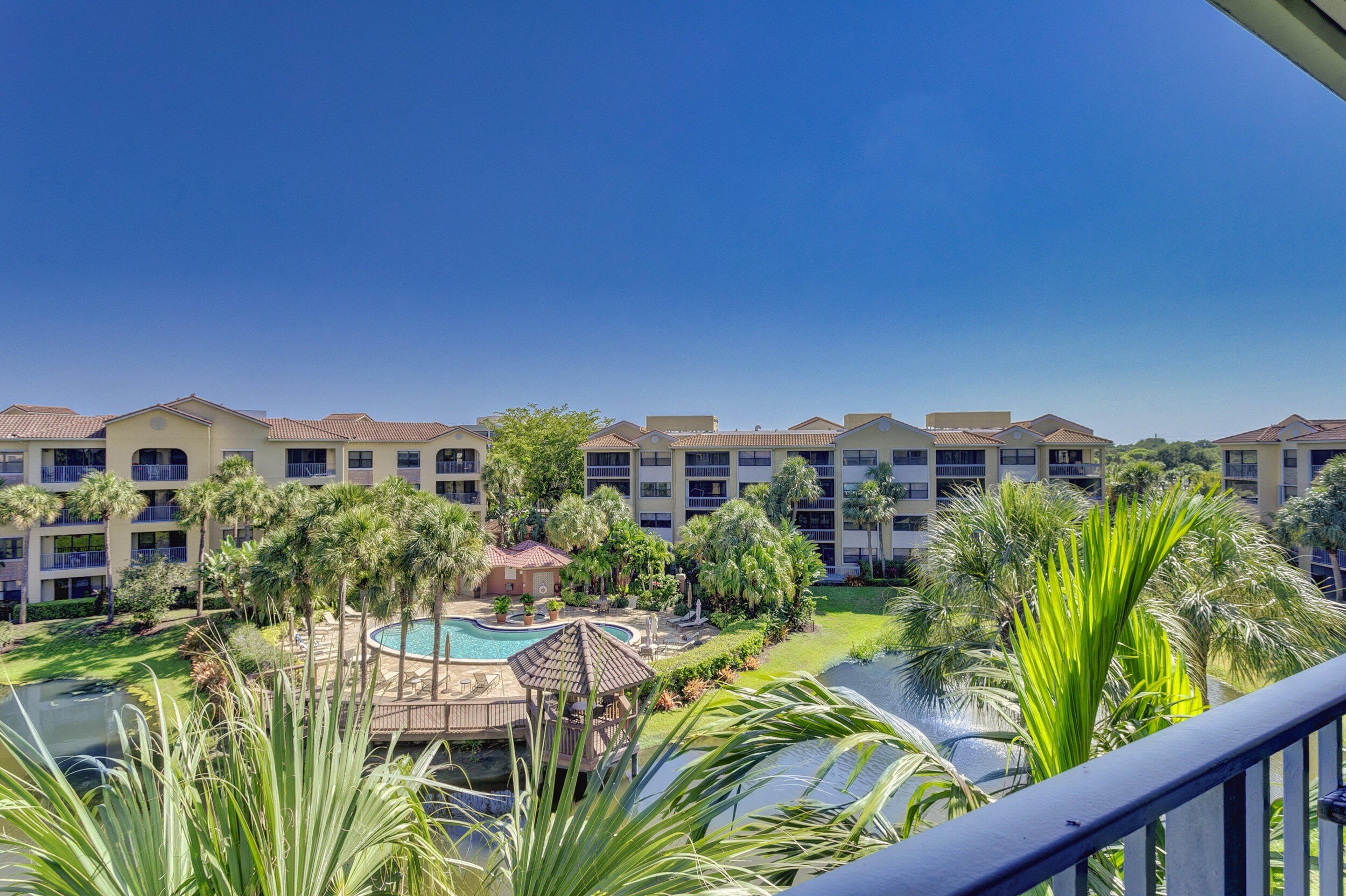 500 Uno Lago Drive – photo 3