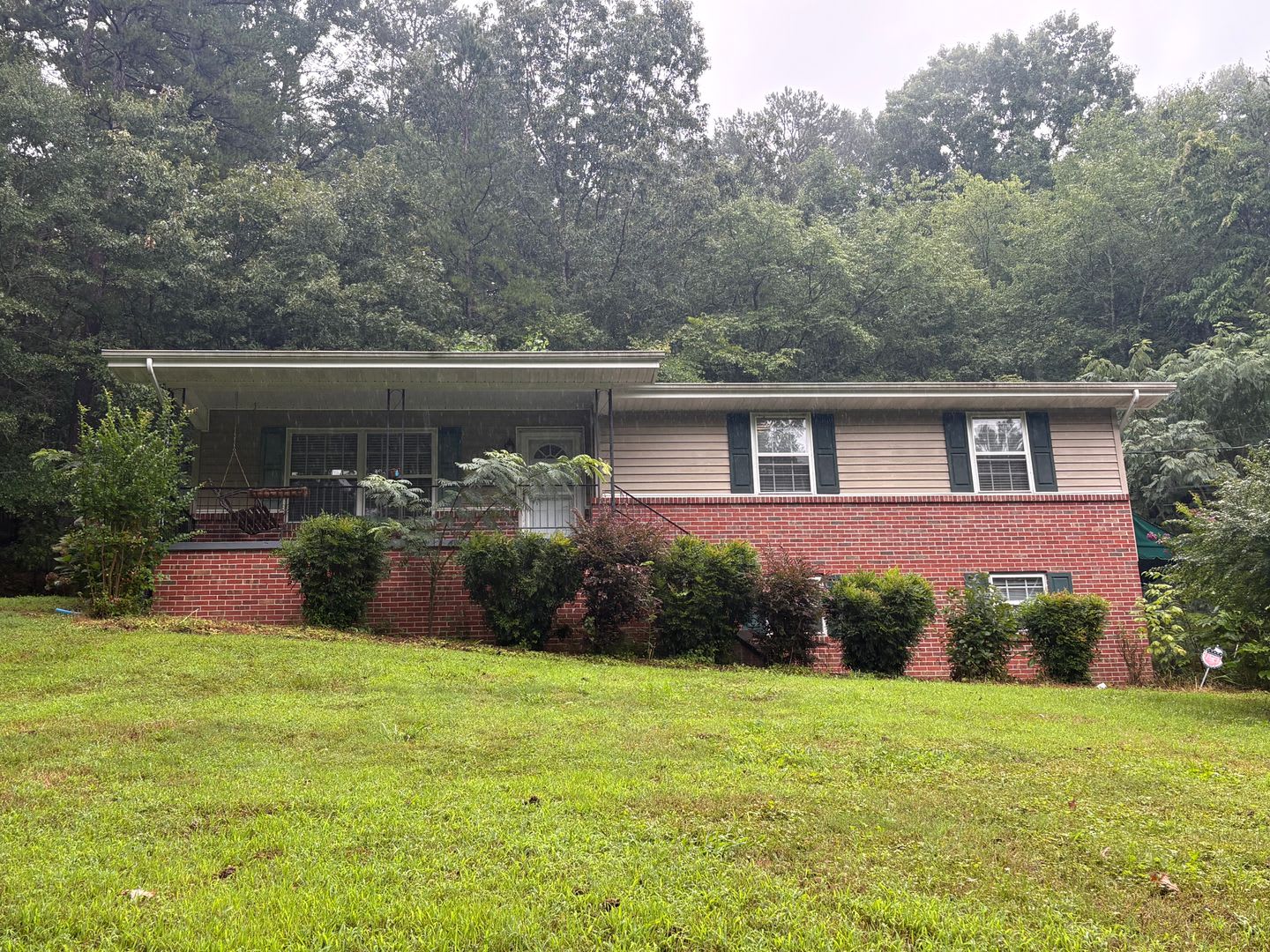3 Bedroom 2.5 Bath House – photo 2