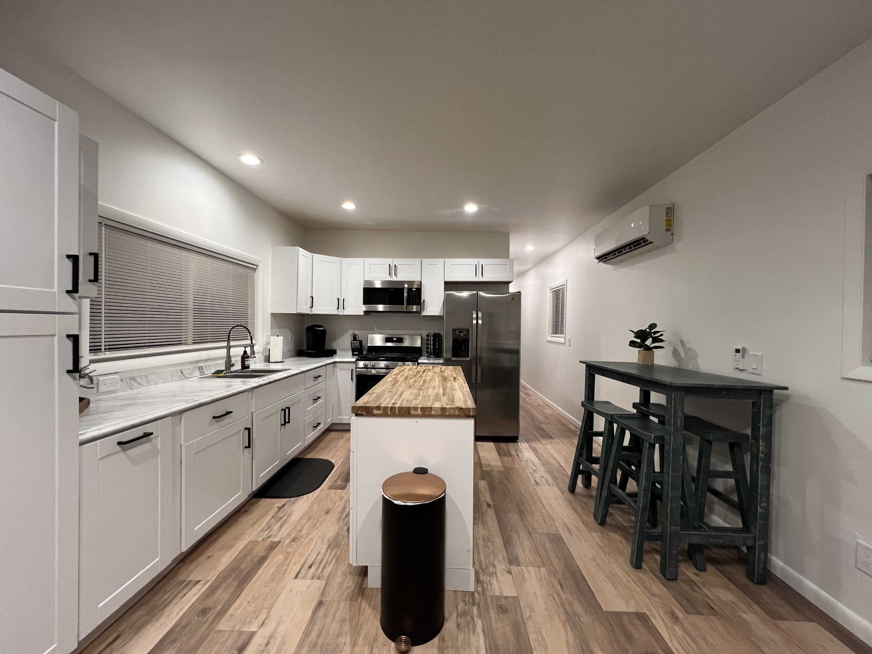 151 Northside Dr – photo 4