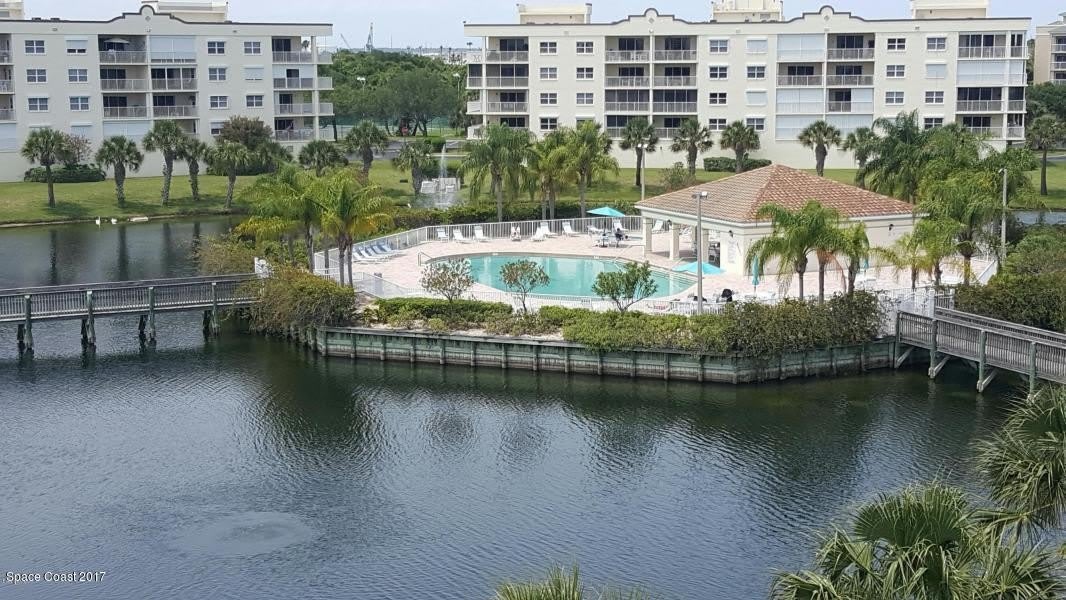 8891 Lake Drive – photo 2