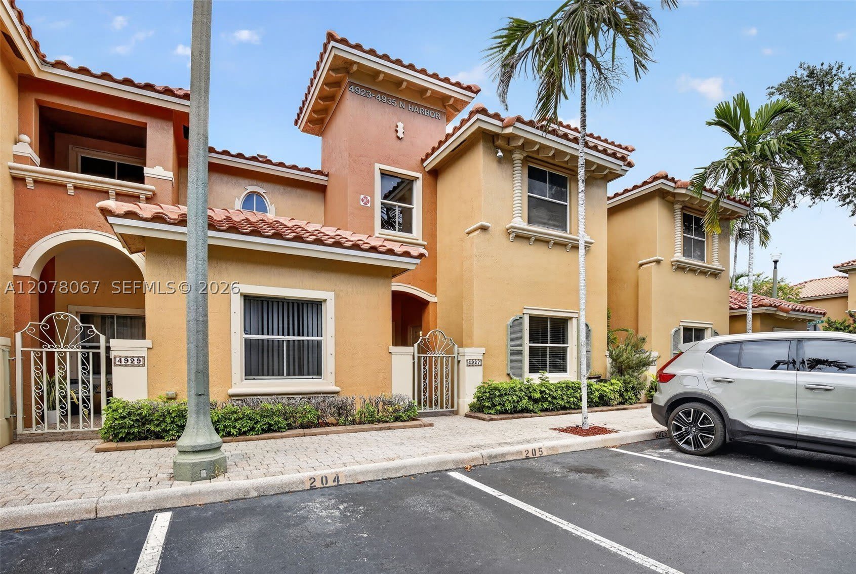 4927 N Harbor Isles Dr – photo 2