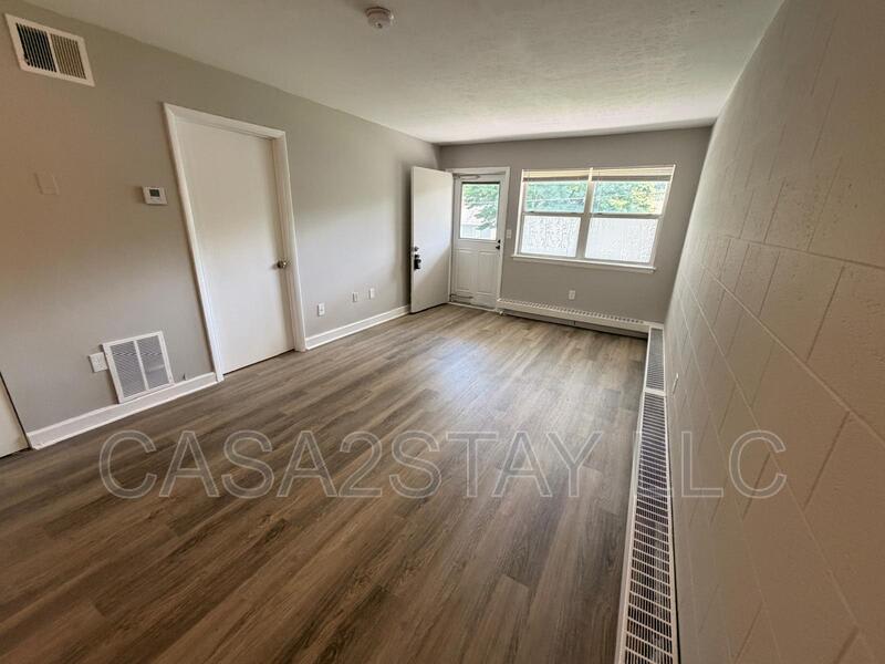 2121 St Johns Place – photo 3