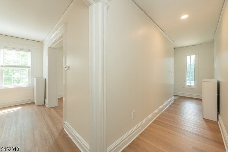 160 Bloomfield Ave – photo 3