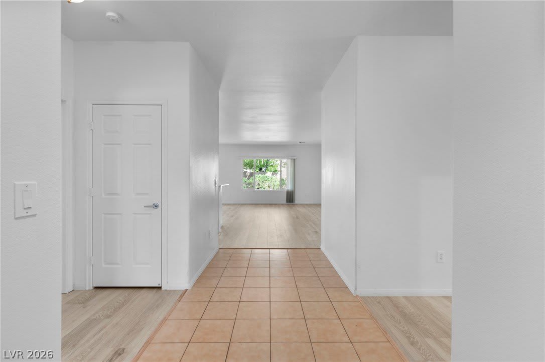 2250 Sandstone Cliffs Drive – photo 4