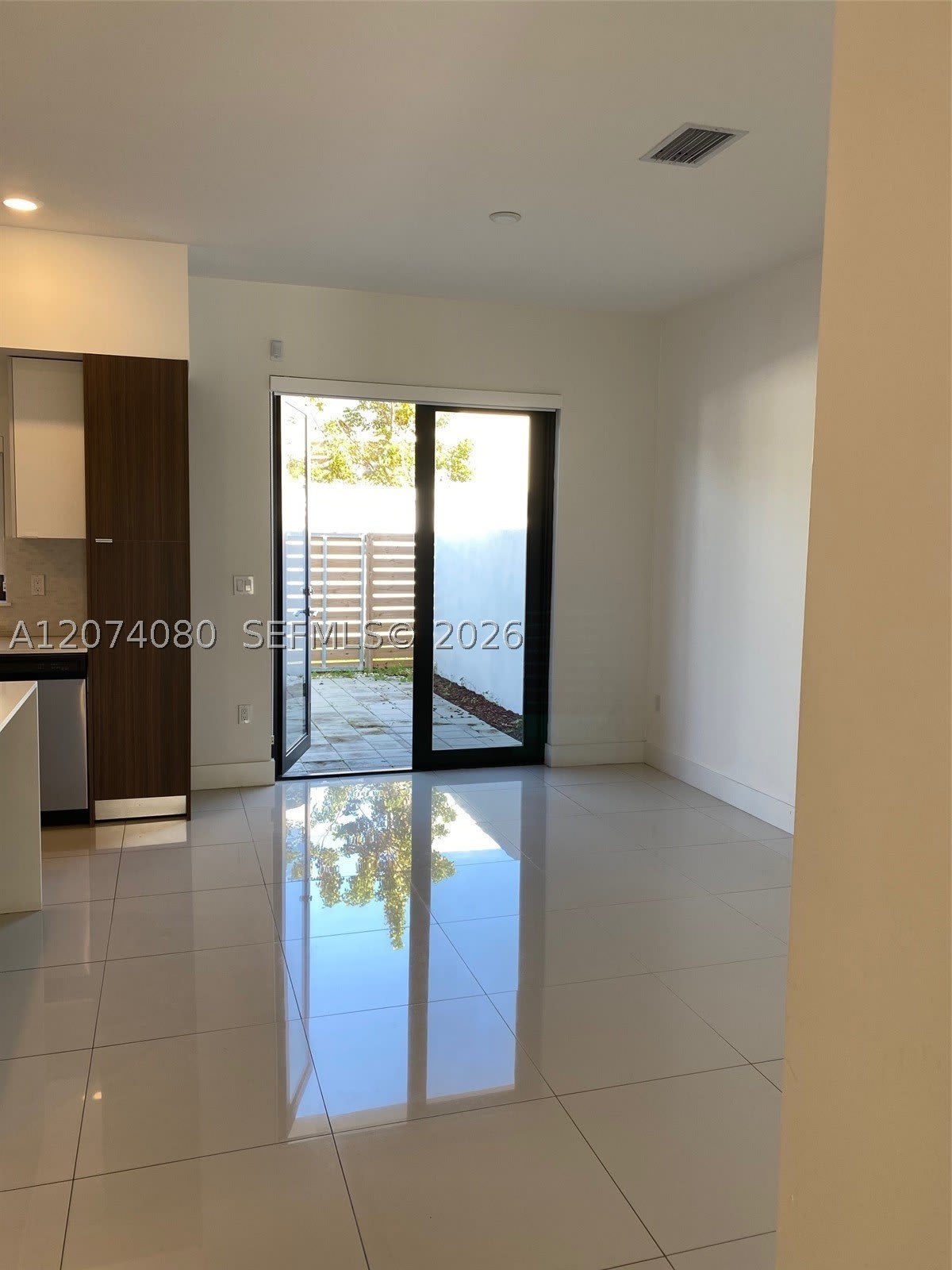 10543 SW 118th Ave – photo 3