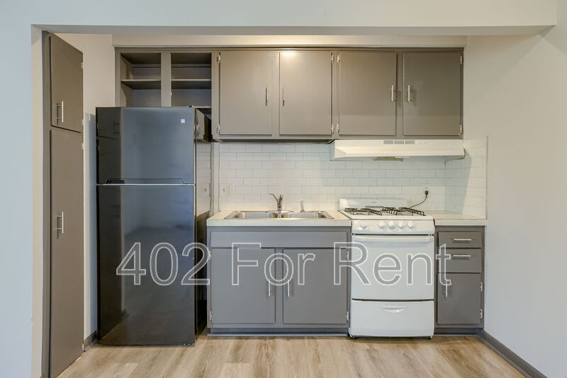 4513 Lafayette Avenue 12 – photo 1