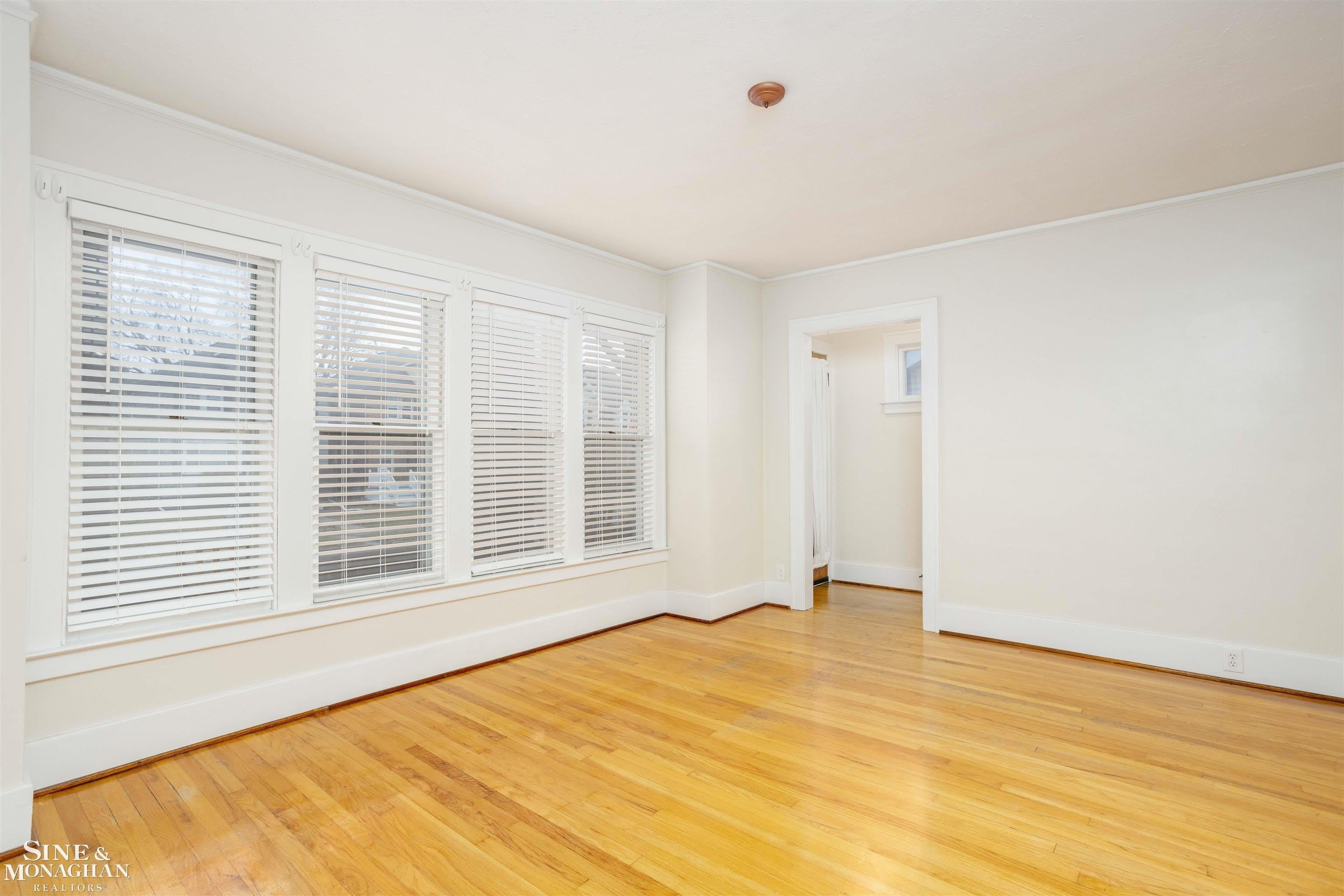 1125 Maryland Street – photo 3