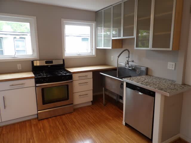 740 Elmwood Ave – photo 5