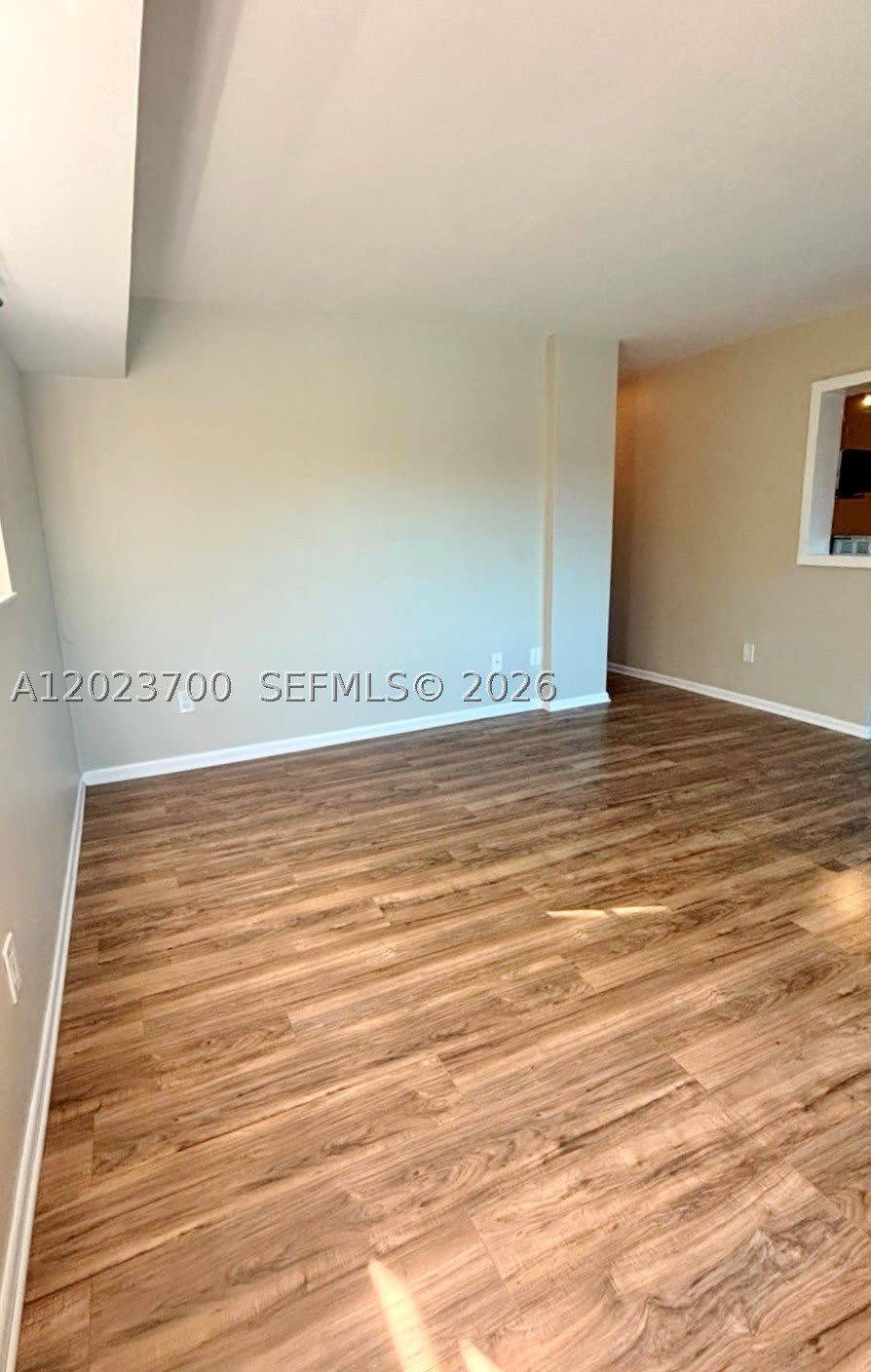 2201 Brickell Ave – photo 4