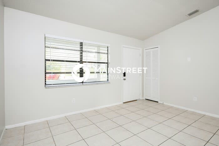 1514 Prairie Lake Boulevard – photo 3