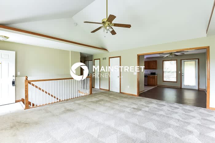 1706 Brooke Court – photo 2