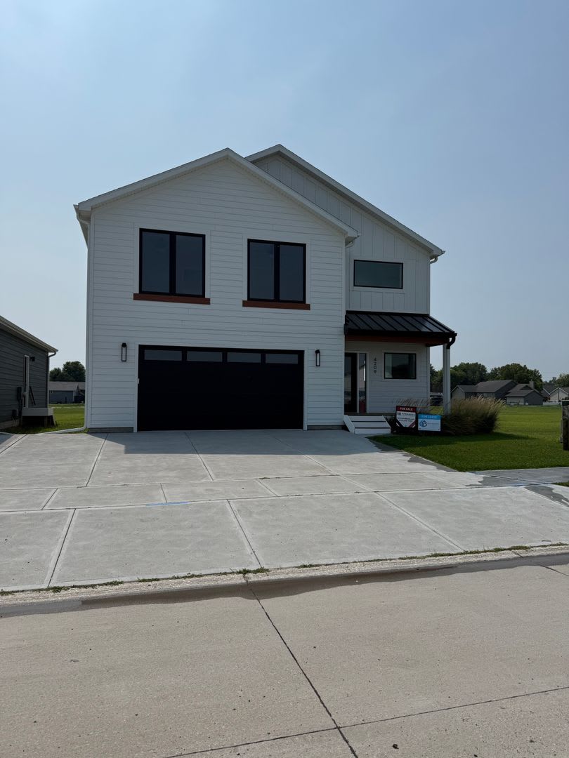 Beautiful New Construction – 4 Bedroom, 2.5 Bathroom Home – photo 2