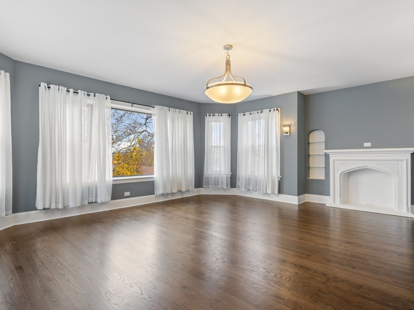 7649 S Yates Boulevard – photo 4