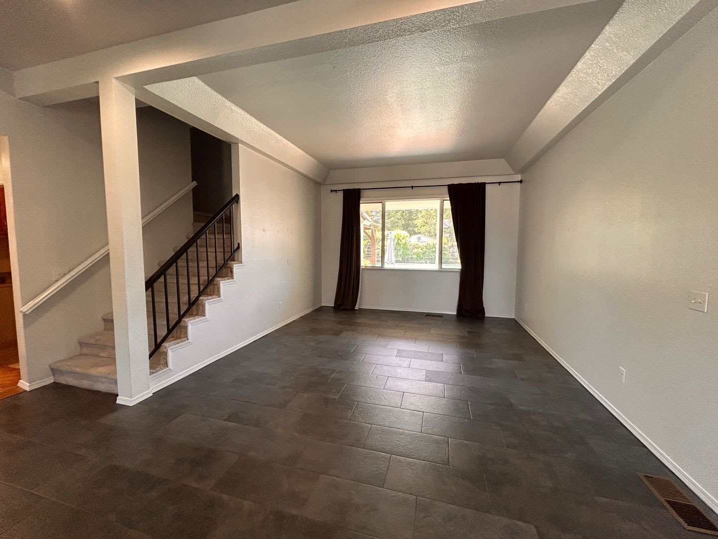 Beautiful Home For Rent In Visalia – photo 4