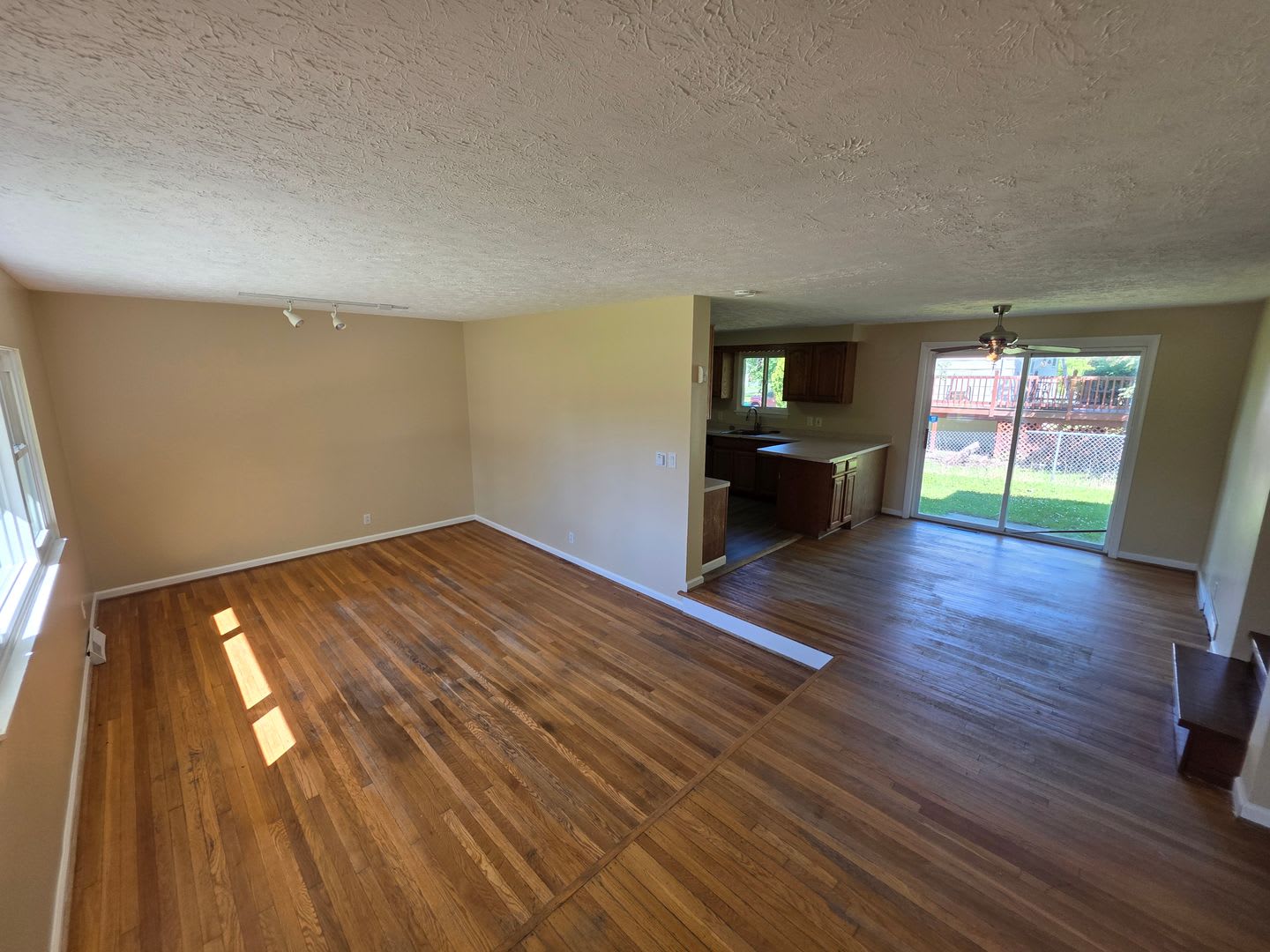Available Now 4 Bed 2 Full Bath Single Family House In Henrietta – photo 5