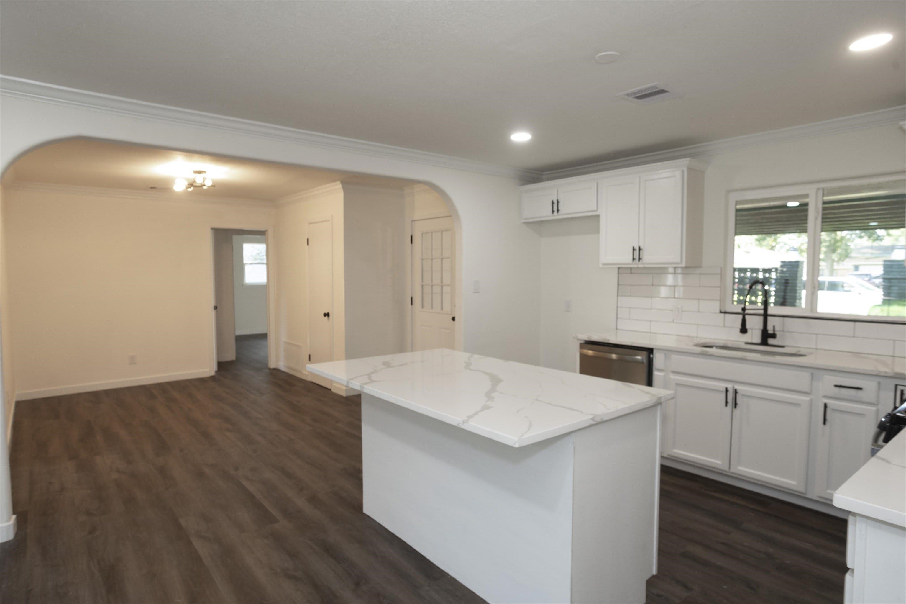 4650 Dellwood Ln – photo 5