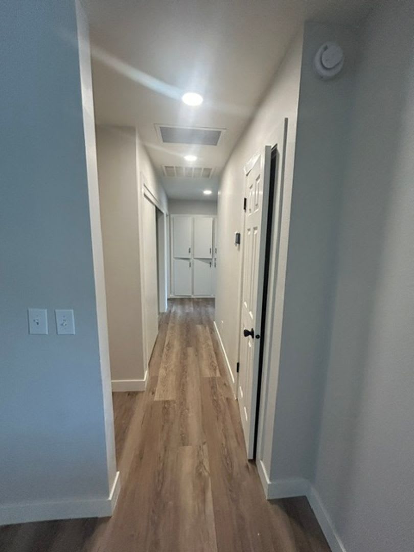 Newly remodeled 3 Bedroom 2 Bathroom in SW Visalia!! – photo 4