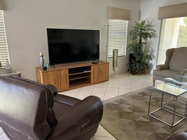 39830 Somerset Avenue – photo 2