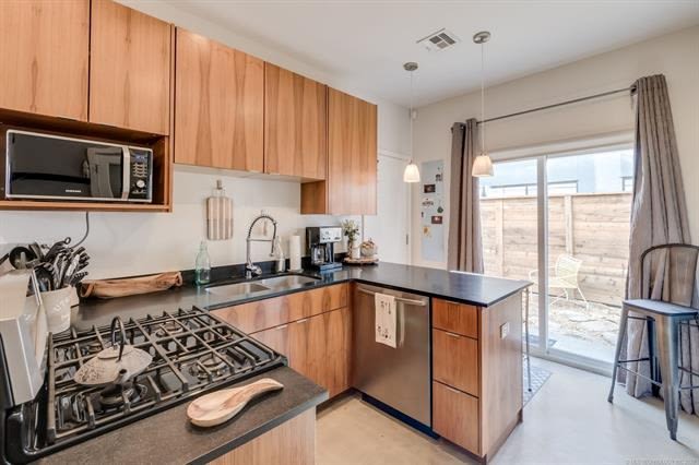 1414 South Quincy Avenue B – photo 3