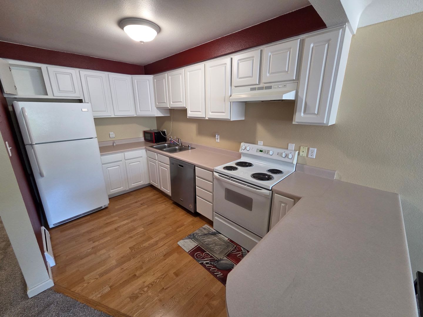 DU 1 Bed 1 Bath Condo Steps Away From Everything DU!! Available Now – photo 5