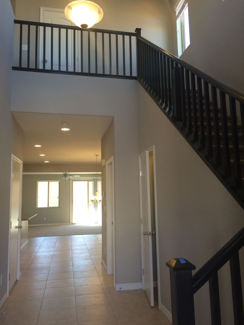 2 Master Suites With 2 Master Bathrooms 1 Upstairs 1 Downstairs 2 Laundry Areas Gated Community Of Southern Highland – photo 4