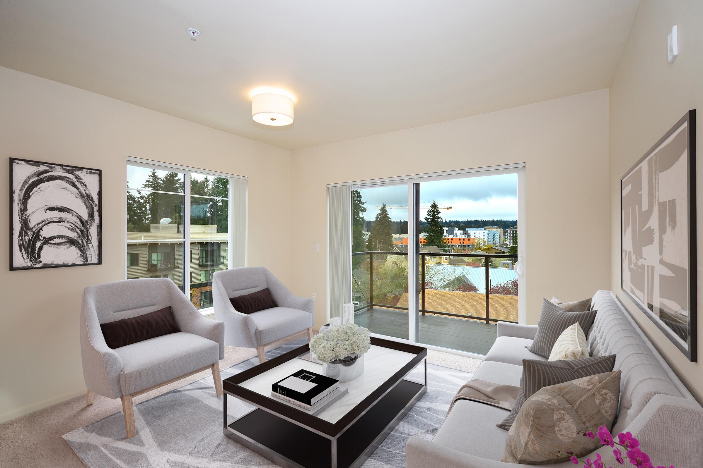 Redmond Square – photo 3