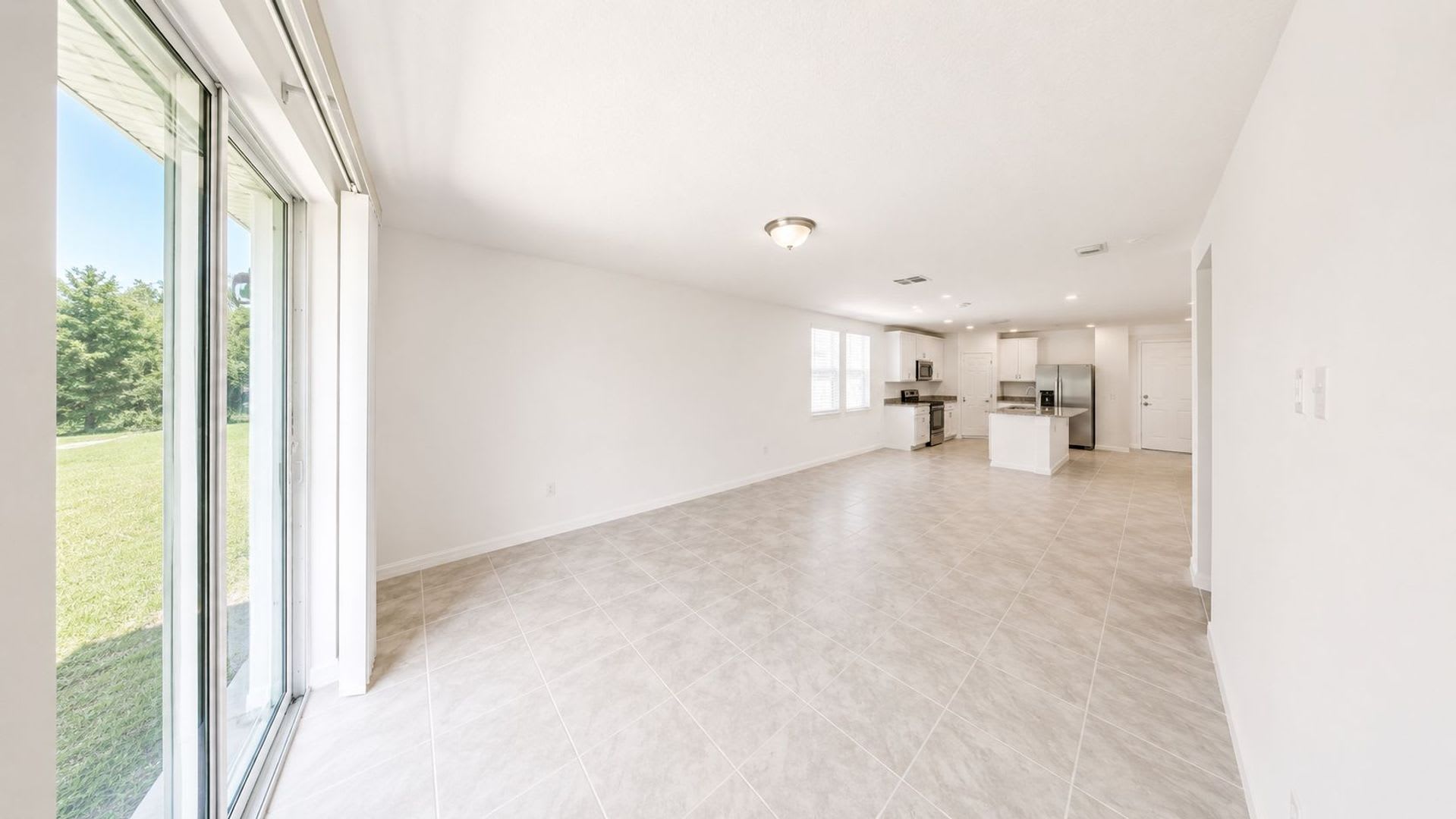3 Bedroom Davenport Home With Flex Room In Deer Run – photo 2