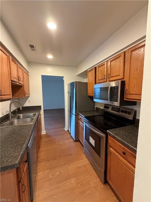 1046 Commonwealth Place – photo 3