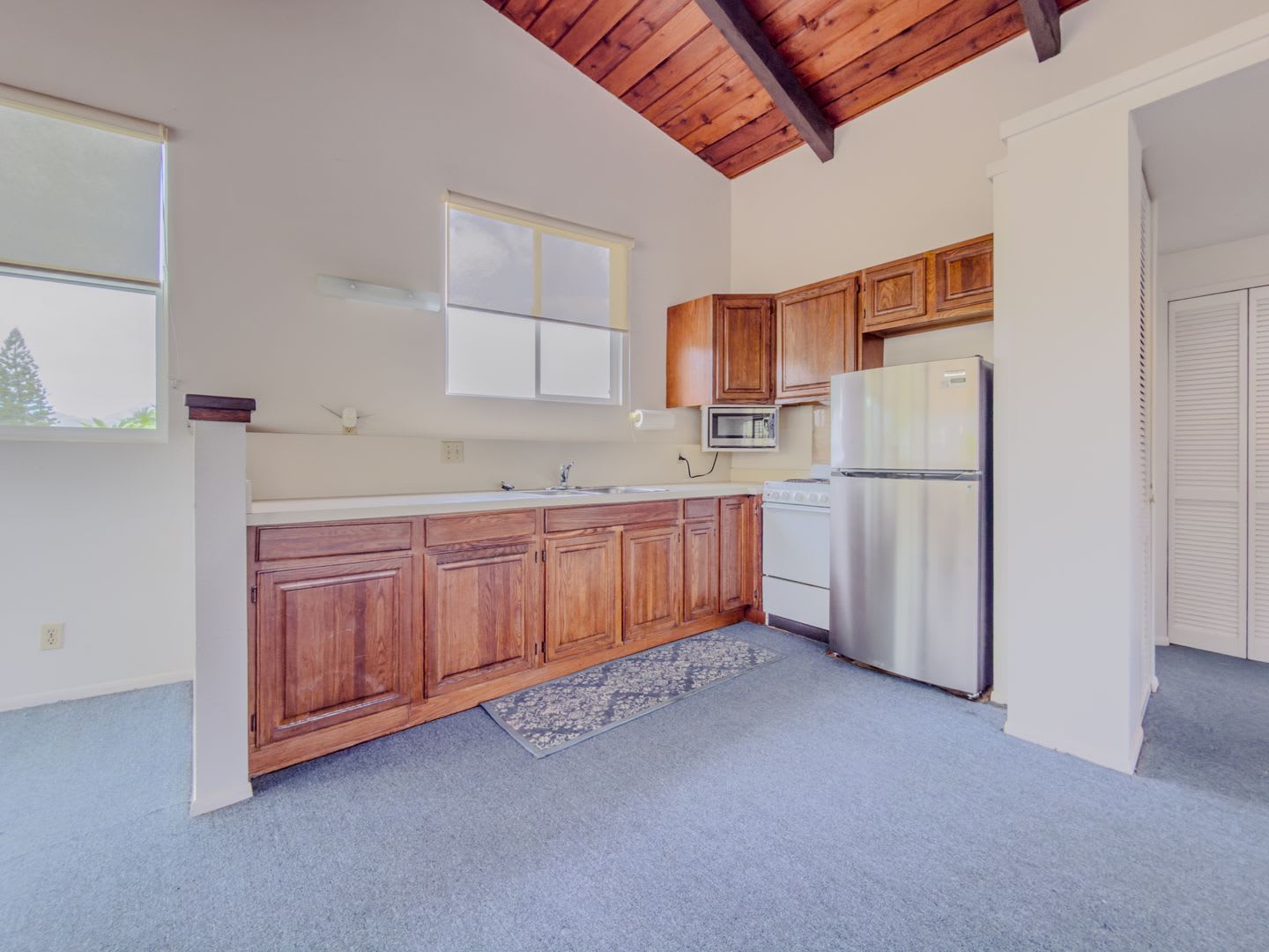 Quiet Lanikai Neighborhood. Large 1bd/1ba (approx.. 775sf) . Nice Views. Nice Trade Wind Breeze. – photo 5