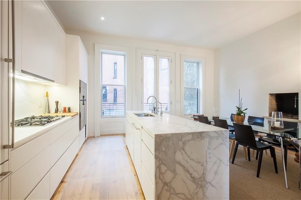 189 6Th Avenue – photo 5