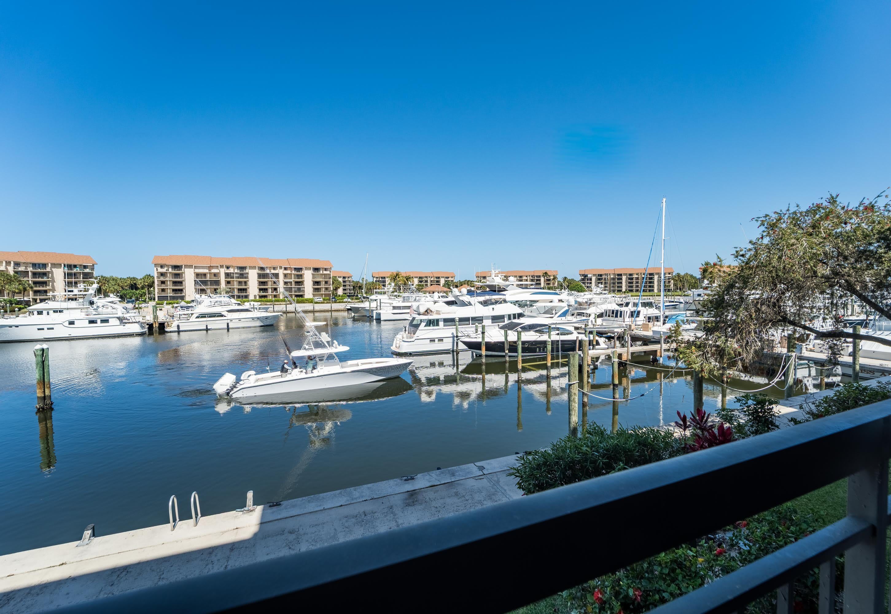 2501 Marina Isle Way – photo 1