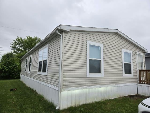 1092 Cedar St – photo 2
