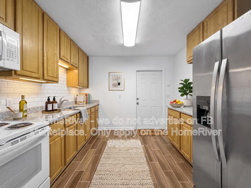 5745 Antoinette Ln – photo 2