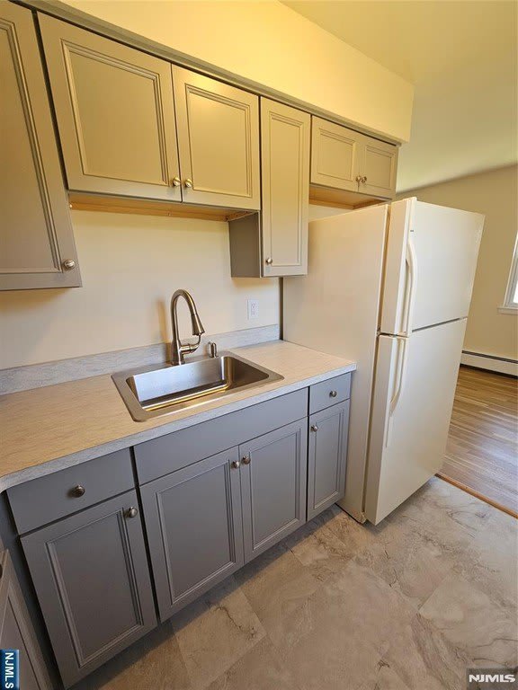 250 Rochelle Avenue – photo 3