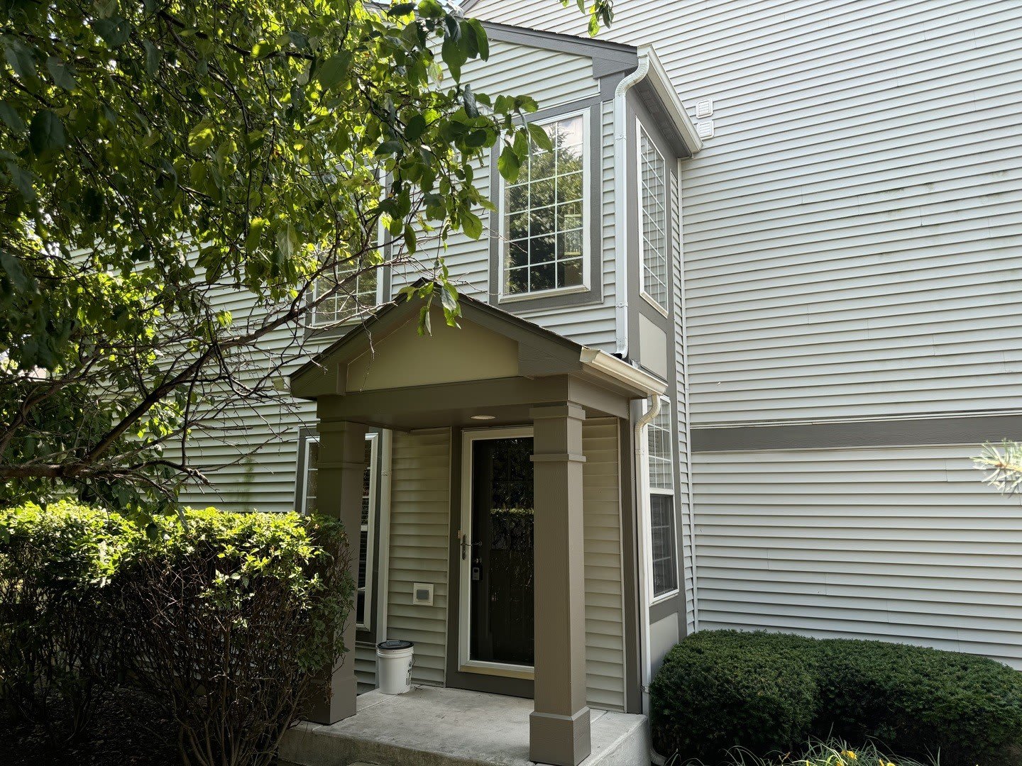 3140 Ollerton Avenue – photo 3