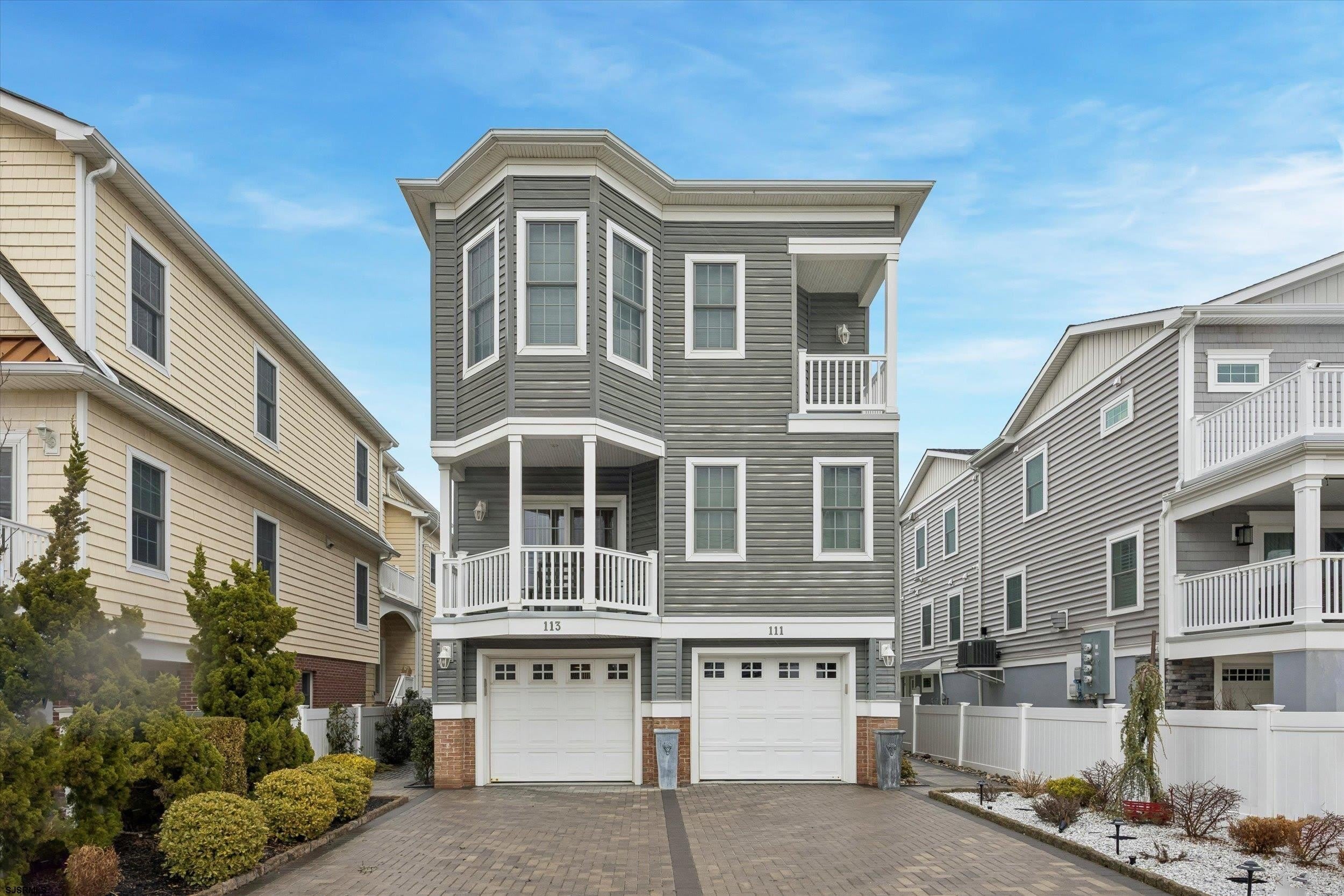 113 N Adams Ave – photo 1
